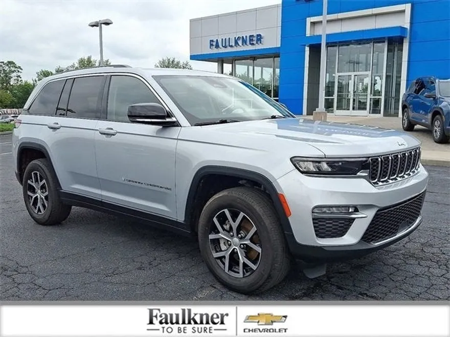 2023 Jeep Grand Cherokee Limited photo 1