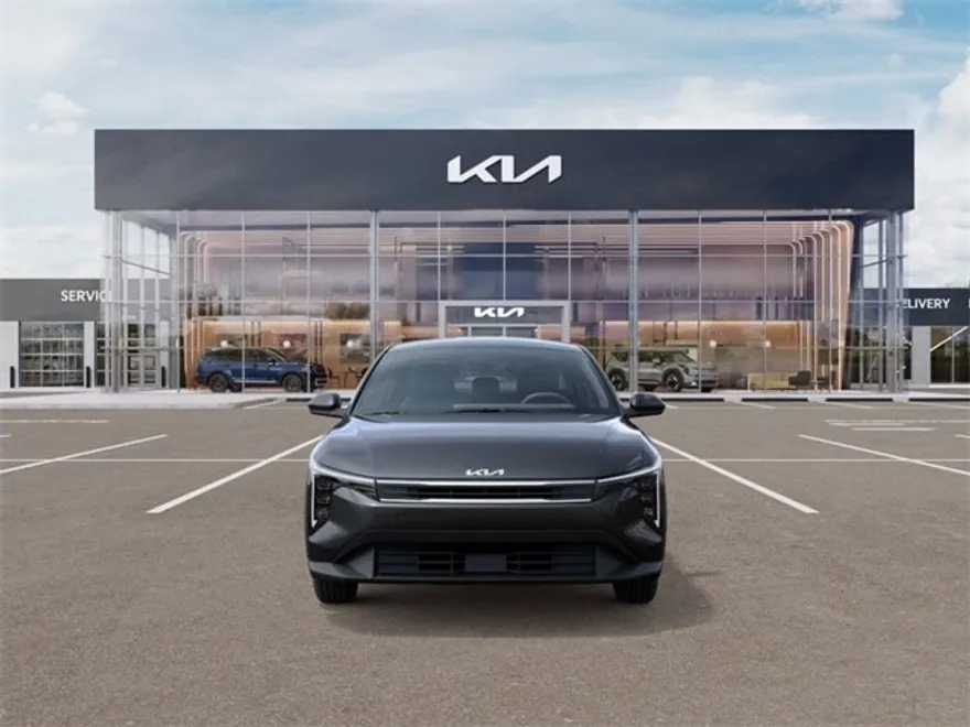 2025 Kia K4 LX photo 1