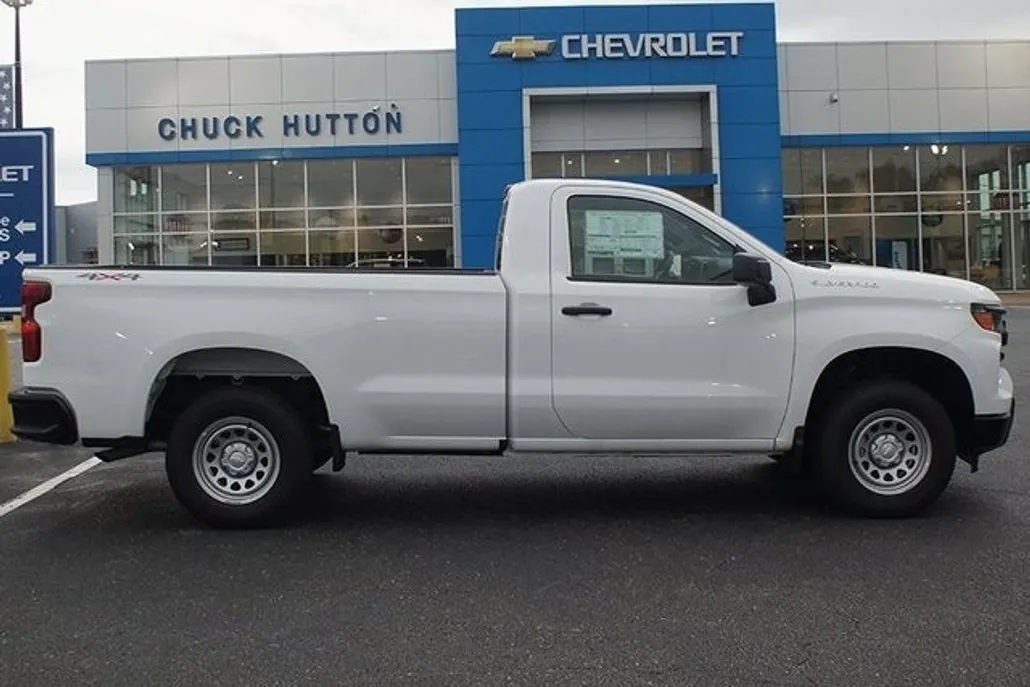2025 Chevrolet Silverado 1500 photo 1