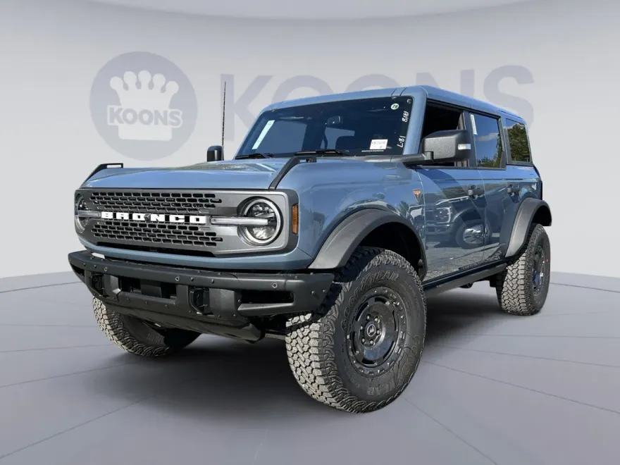 2025 Ford Bronco Badlands photo 1