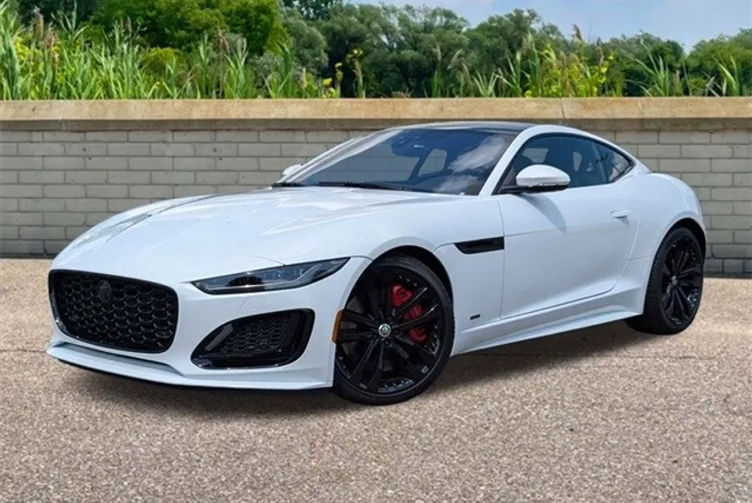 2024 Jaguar F-TYPE P450 photo 1