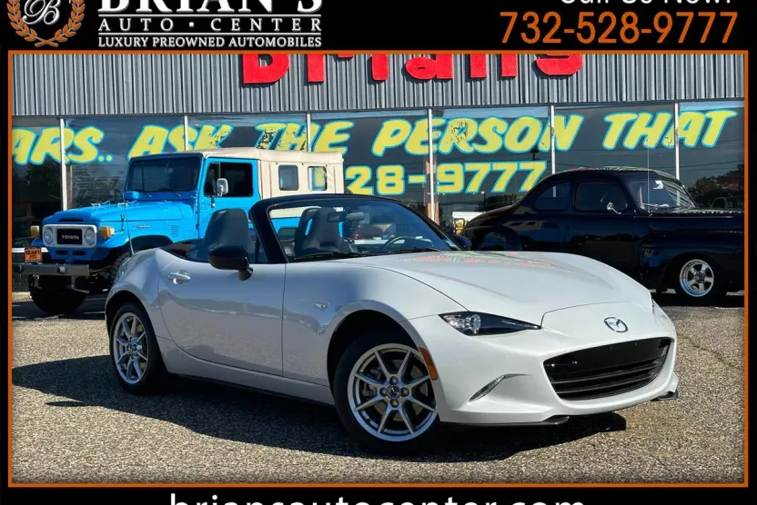 2016 Mazda MX-5 Miata Miata Sport photo 1