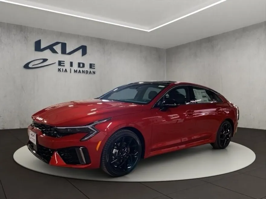 2026 Kia K5 GT-Line photo 1