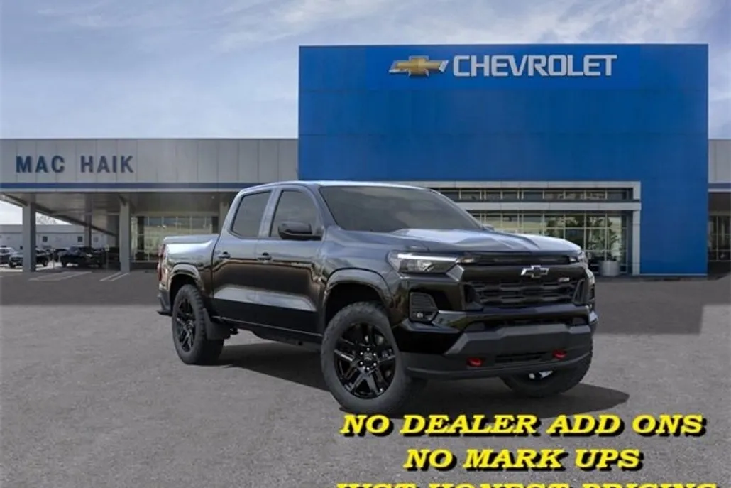 2025 Chevrolet Colorado Z71 photo 1