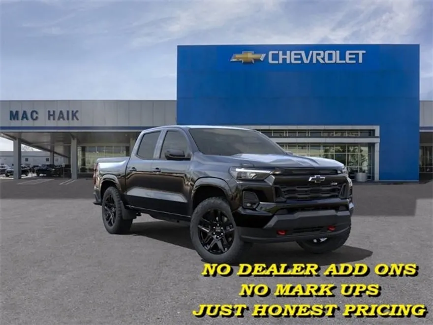 2025 Chevrolet Colorado Z71 photo 1