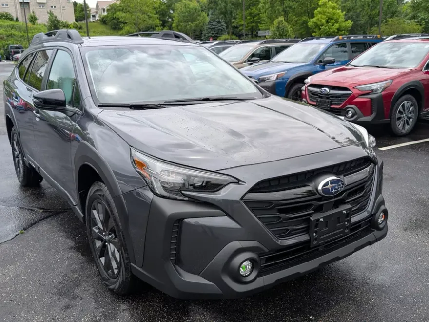2025 Subaru Outback Onyx Edition photo 1