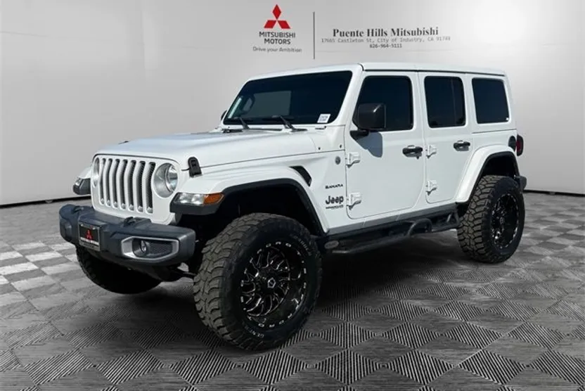 2018 Jeep Wrangler Unlimited Sahara photo 1