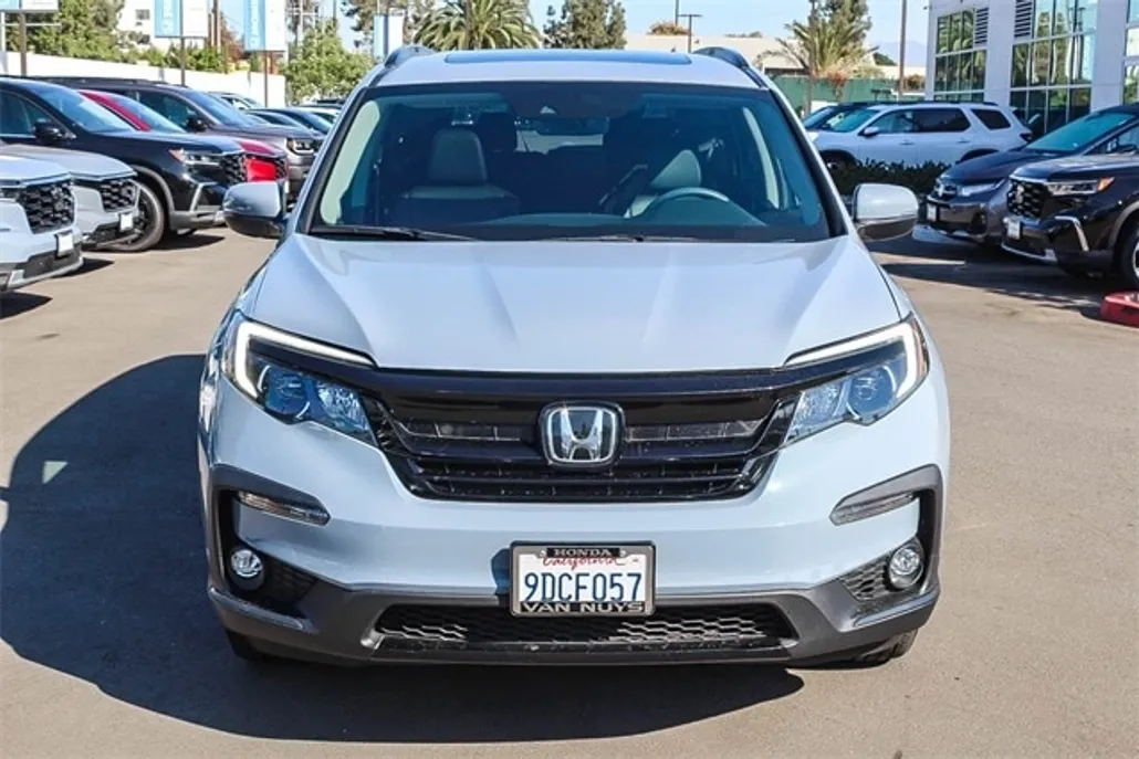 2022 Honda Pilot Special Edition photo 1