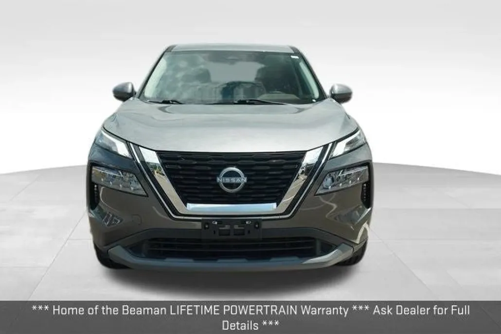 2022 Nissan Rogue SV AWD photo 1