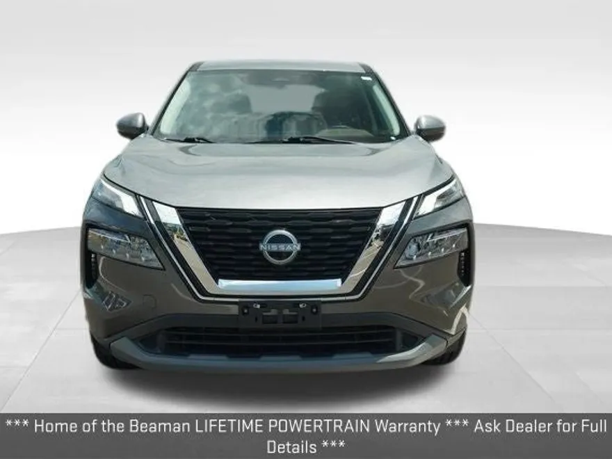 2022 Nissan Rogue SV AWD photo 1