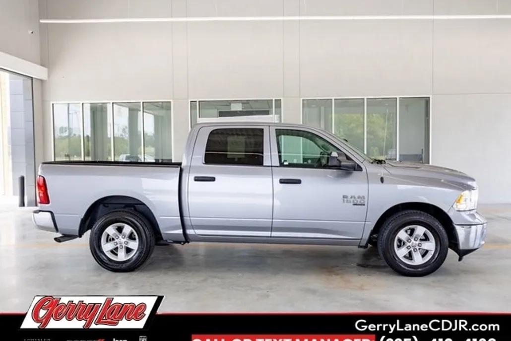 2023 Ram 1500 Classic SLT photo 1