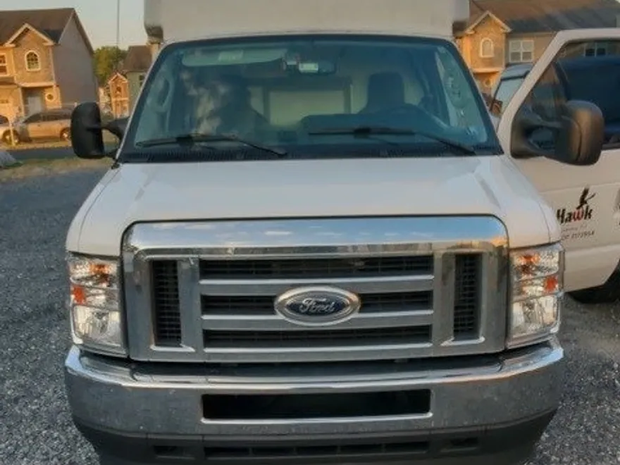 2021 Ford E-350 photo 1