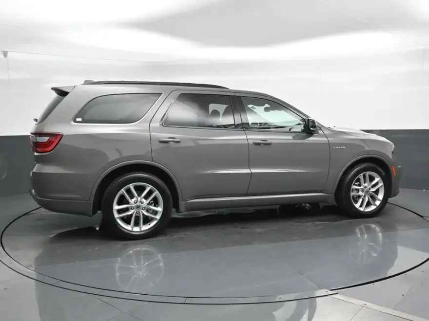 2023 Dodge Durango R/T Plus photo 1