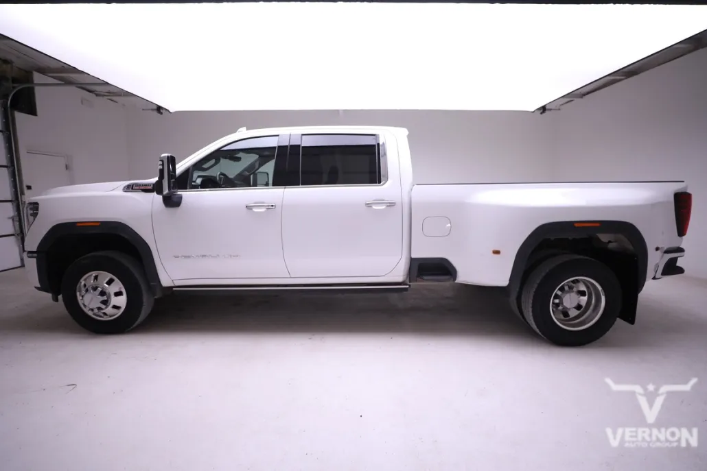 2024 Gmc Sierra 3500 HD Denali photo 1