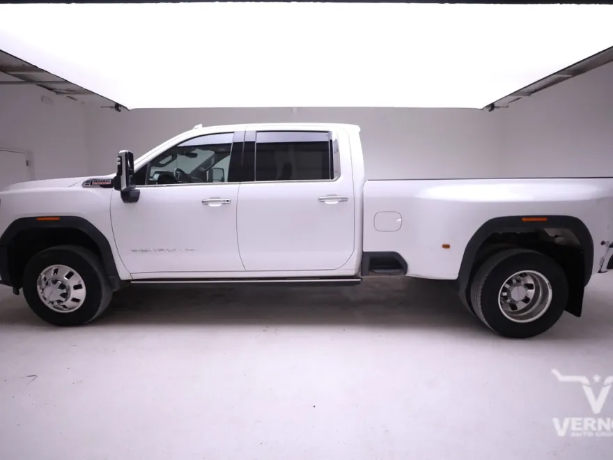 2024 Gmc Sierra 3500 HD Denali photo 1
