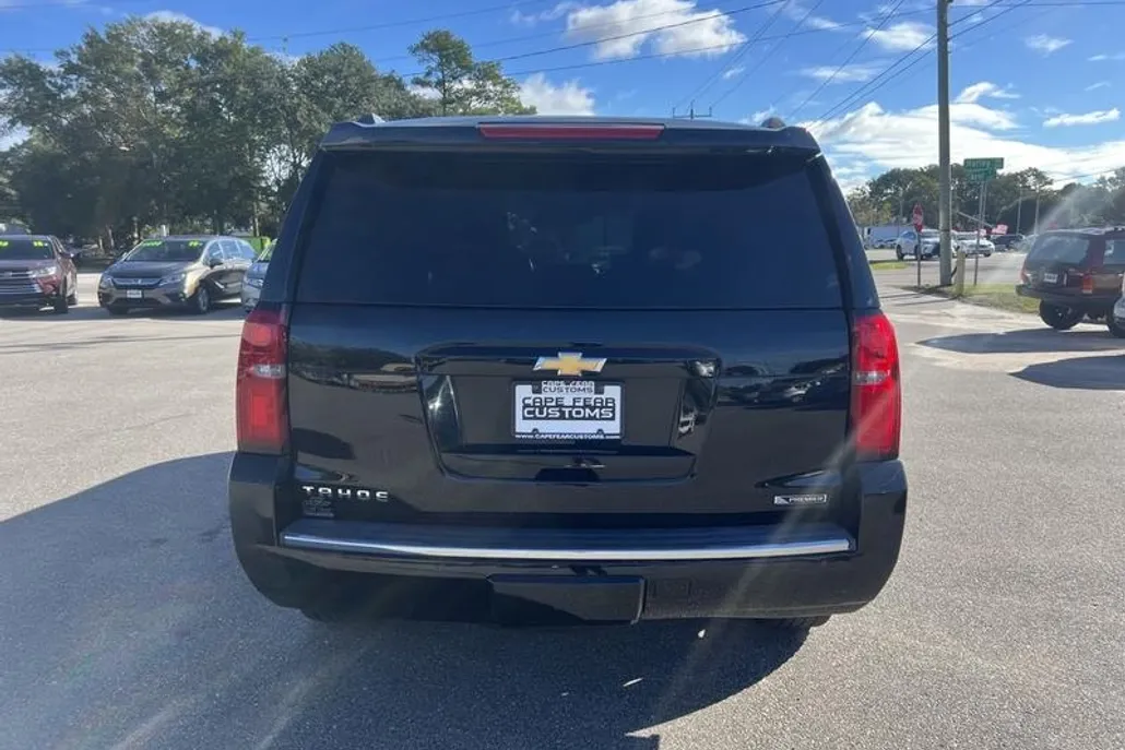 2017 Chevrolet Tahoe Premier photo 1