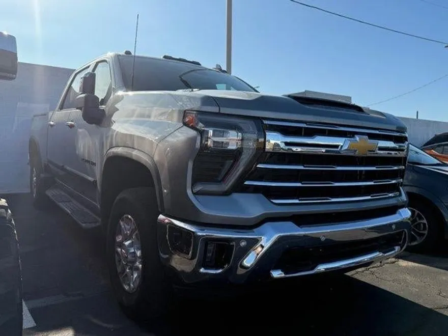 2024 Chevrolet Silverado 2500HD LTZ photo 1
