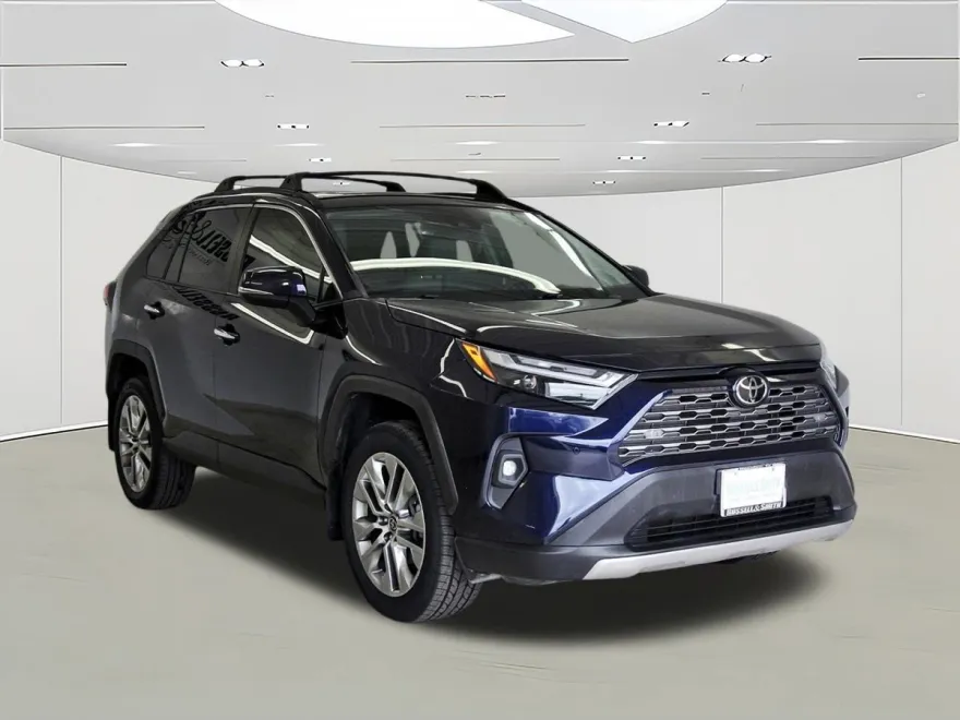 2023 Toyota RAV4 Limited photo 1
