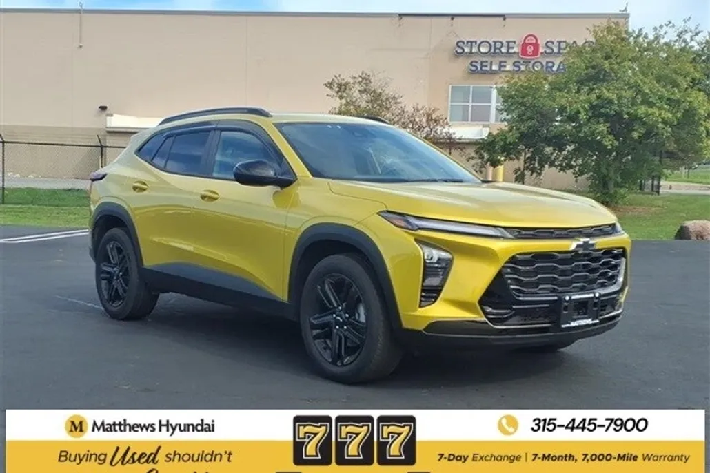 2025 Chevrolet Trax ACTIV photo 1