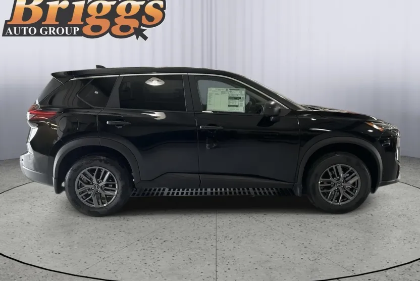2026 Nissan Rogue S photo 1