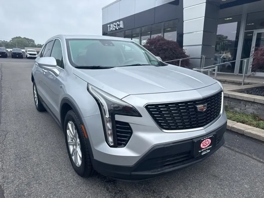 2020 Cadillac XT4 Luxury photo 1