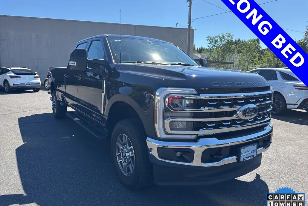 2024 Ford F-350 Lariat photo 1
