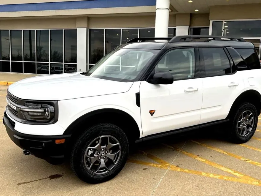 2024 Ford Bronco Sport Badlands photo 1