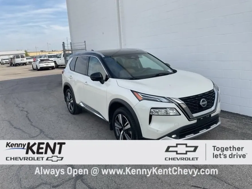 2022 Nissan Rogue Platinum AWD photo 1