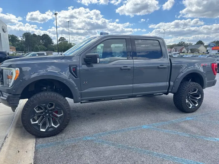 2021 Ford F-150 XLT photo 1