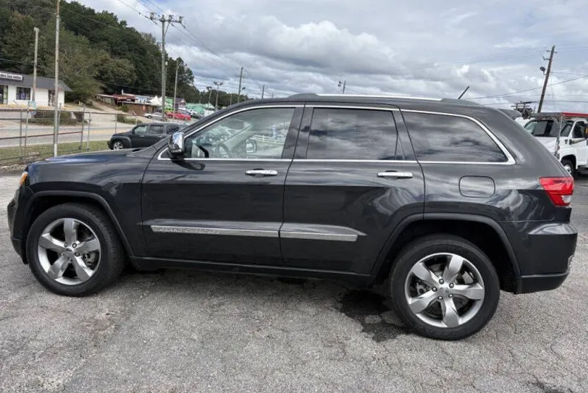 2011 Jeep Grand Cherokee Limited photo 1