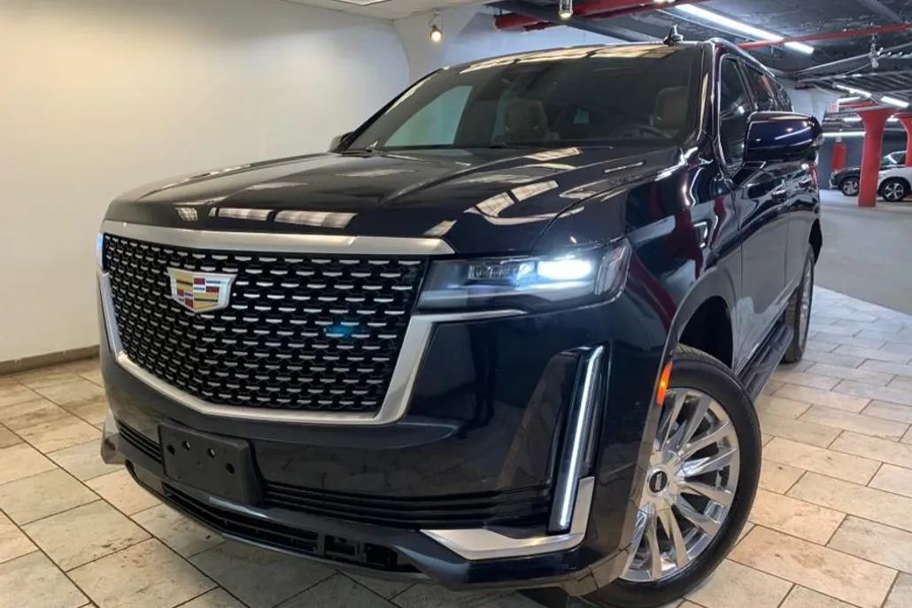 2023 Cadillac Escalade Premium Luxury photo 1