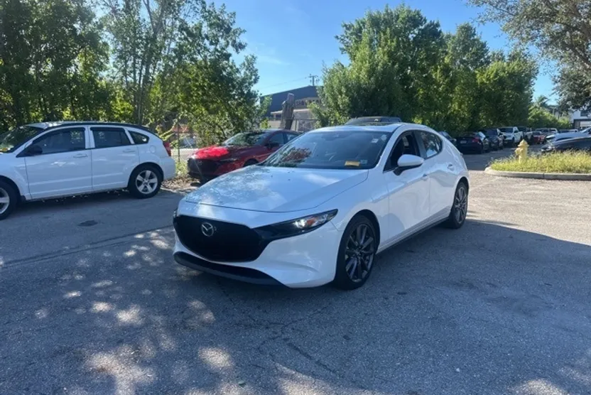 2023 Mazda Mazda3 2.5 s Preferred photo 1