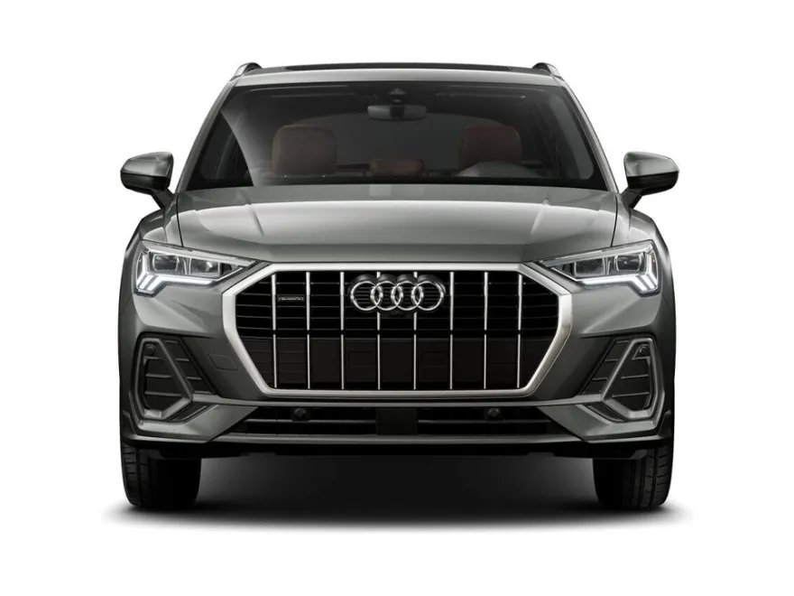 2025 Audi Q3 S line Premium Plus photo 3