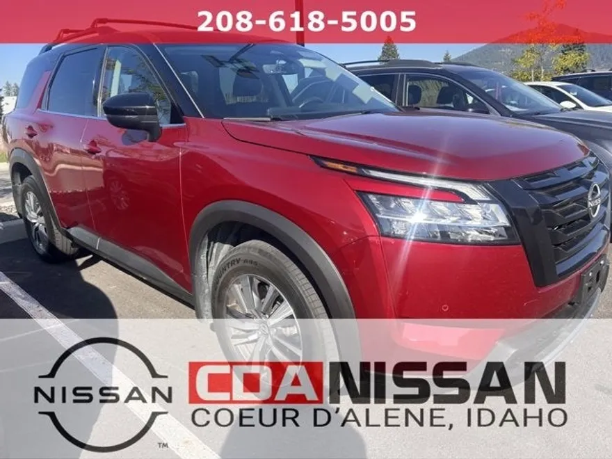 2023 Nissan Pathfinder SL photo 1