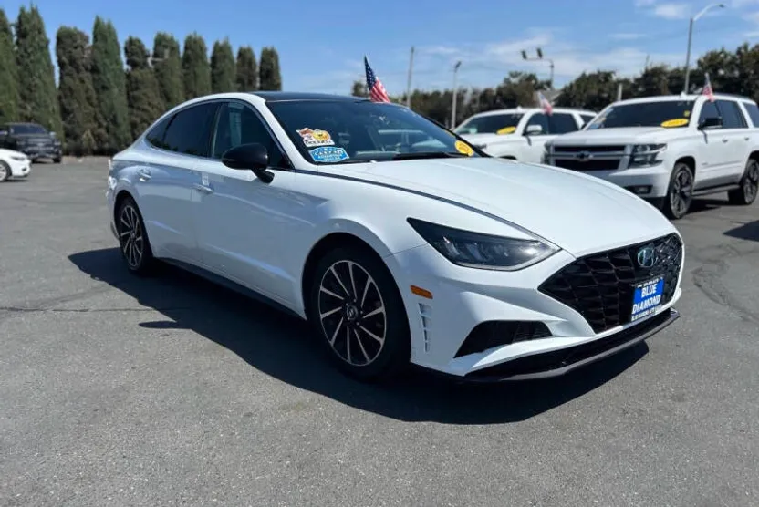 2020 Hyundai Sonata SEL Plus photo 1