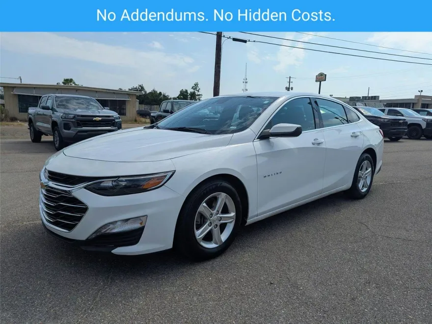 2023 Chevrolet Malibu 1LT photo 1