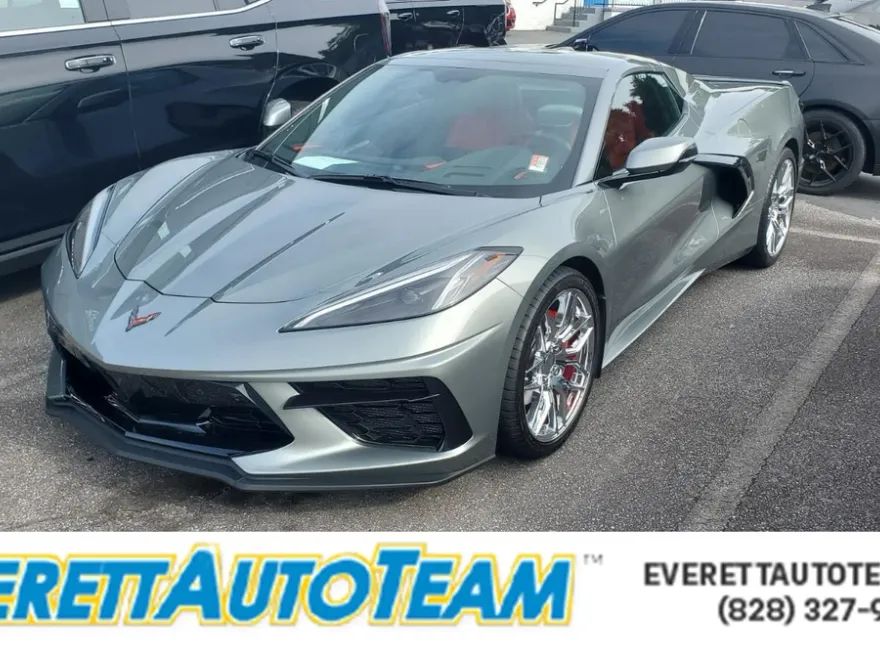 2023 Chevrolet Corvette Stingray 2LT photo 1
