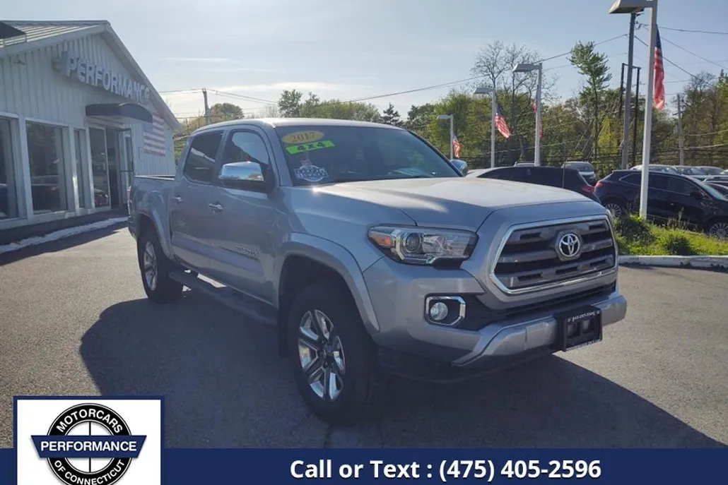 2017 Toyota Tacoma Limited Double Cab V6 4x4 photo 1