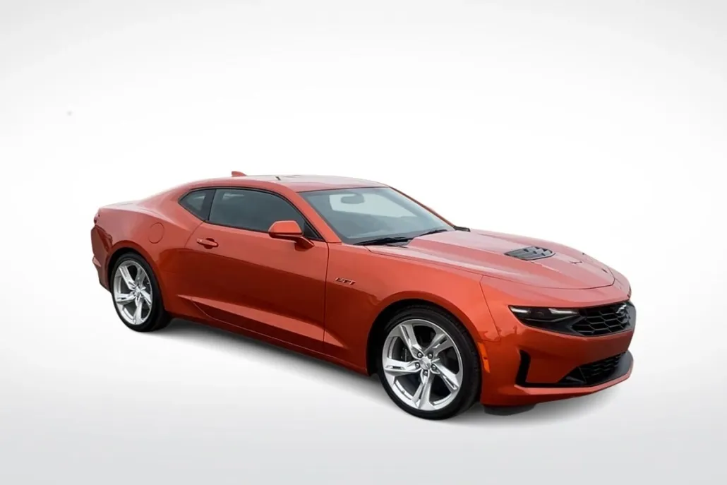 2022 Chevrolet Camaro LT1 photo 1