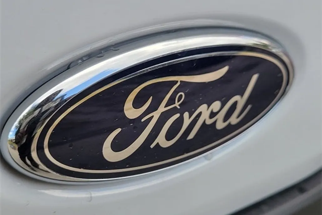 2025 Ford Transit photo 1