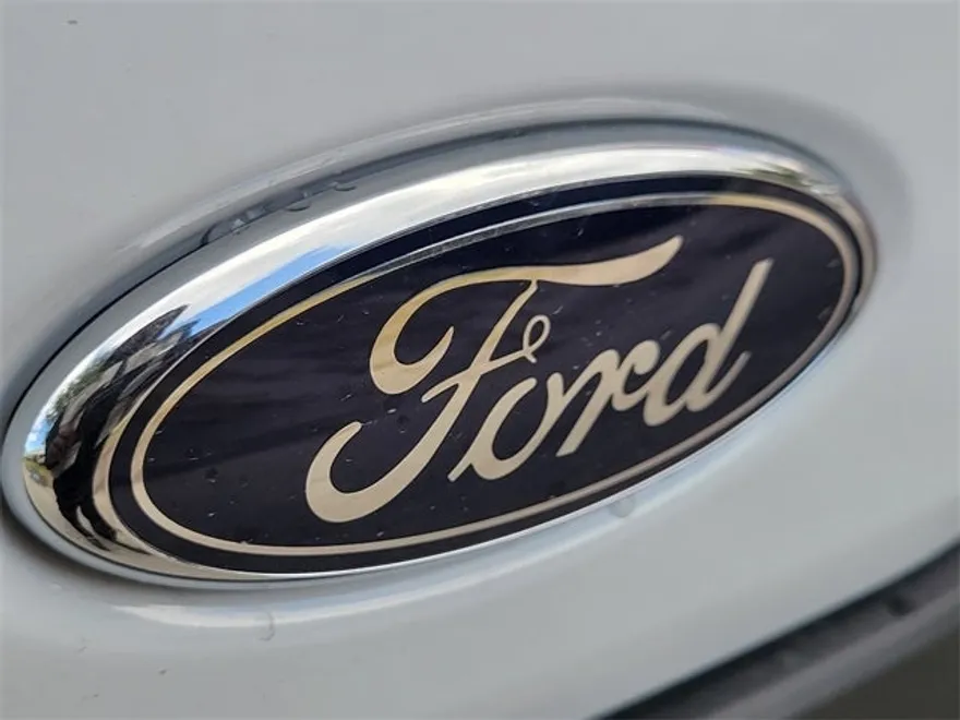 2025 Ford Transit photo 1