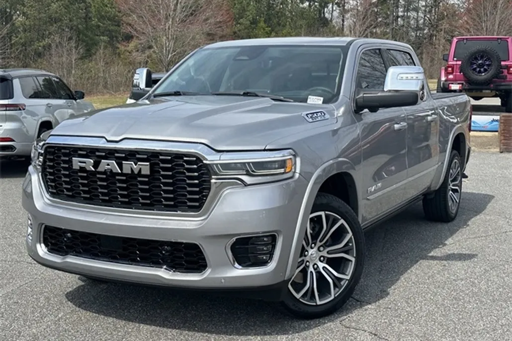 2025 Ram 1500 photo 1