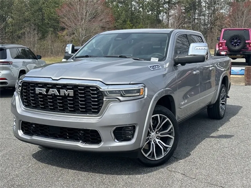 2025 Ram 1500 photo 1