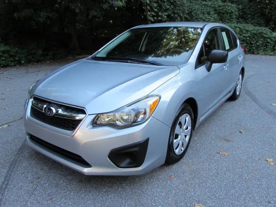 2013 Subaru Impreza 2.0i photo 1