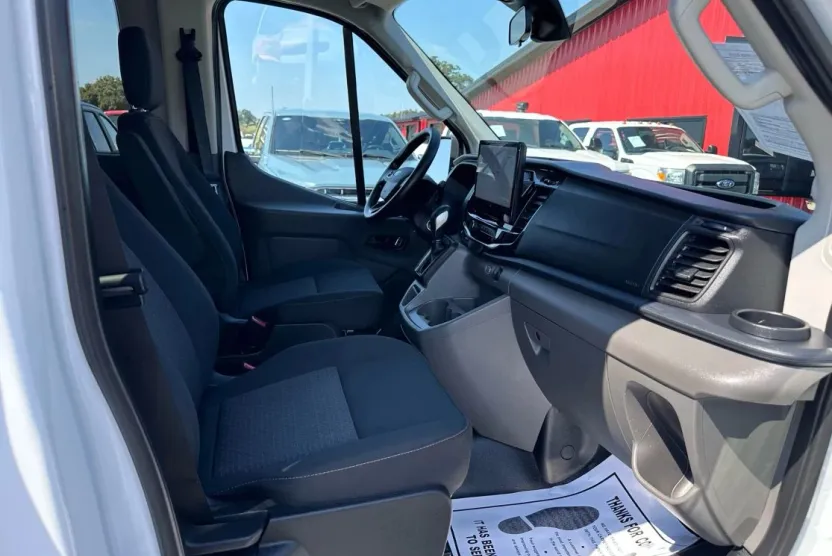 2023 Ford Transit Passenger XLT Van photo 1