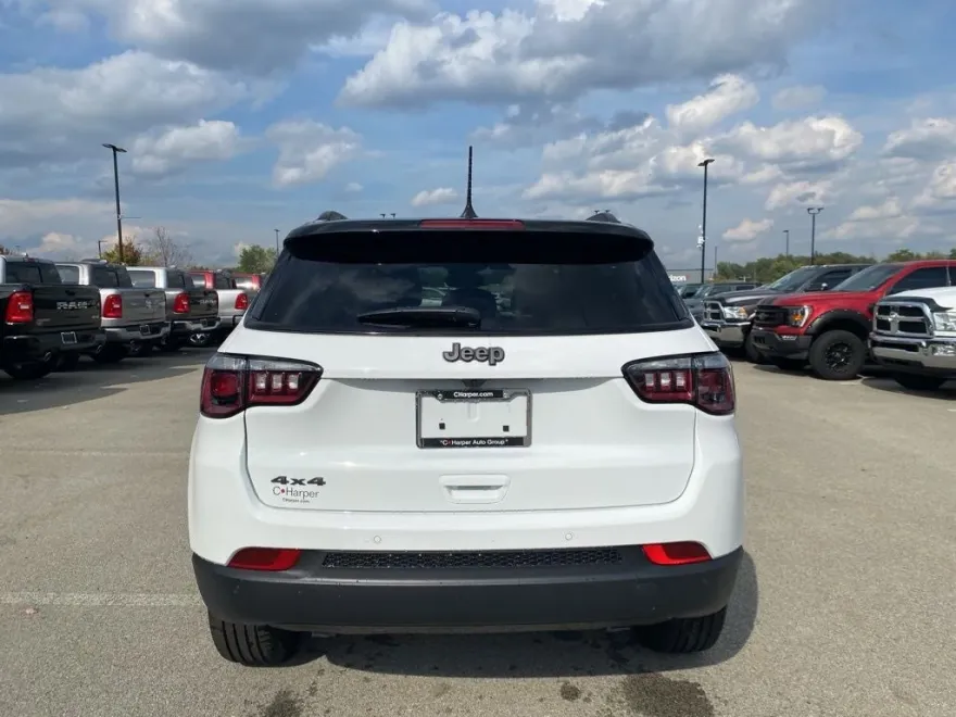2026 Jeep Compass Limited photo 1