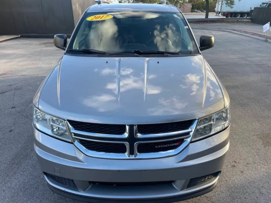 2017 Dodge Journey SE photo 1