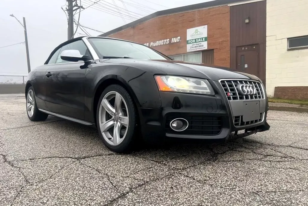 2011 Audi S5 photo 1