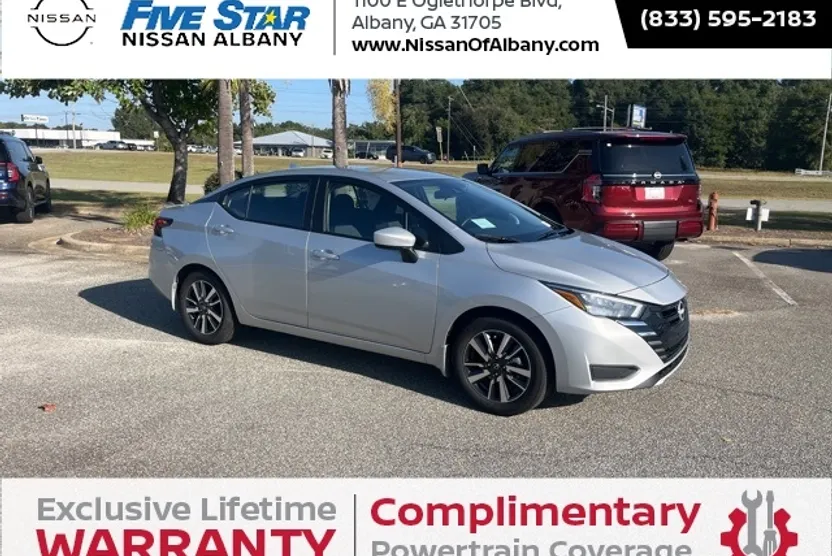 2025 Nissan Versa SV photo 1