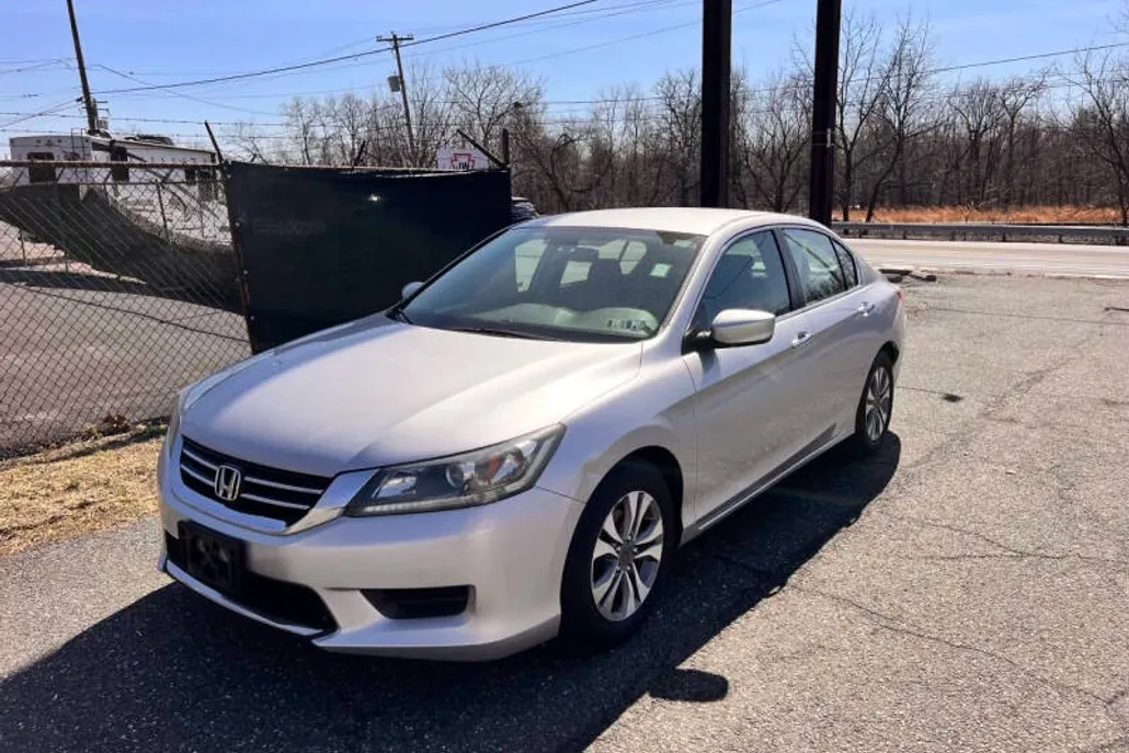 2014 Honda Accord LX photo 1